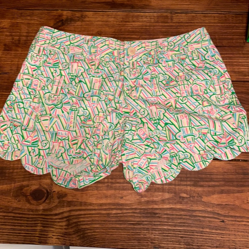 Lighthouse pattern Lilly shorts